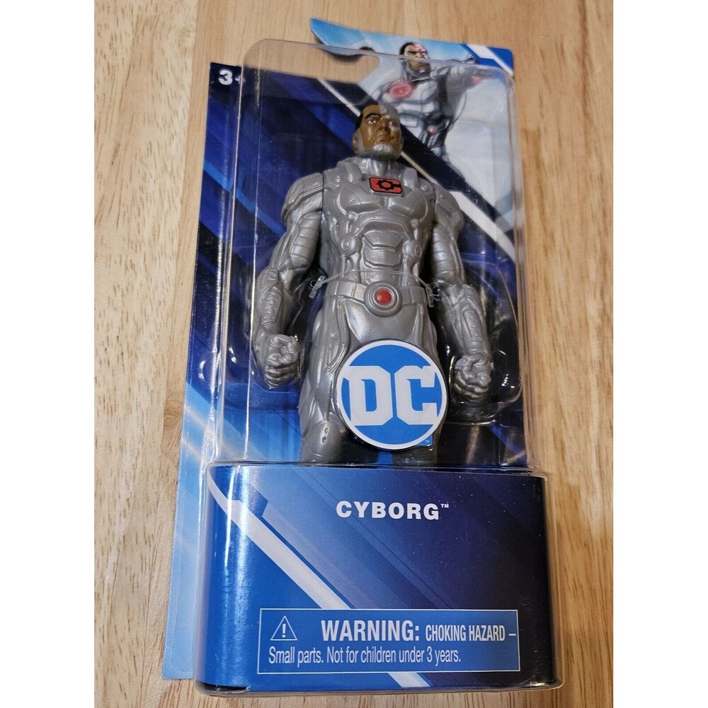 Spin Master DC Comics Cyborg Grey And Red Action Figure New In Box 6"